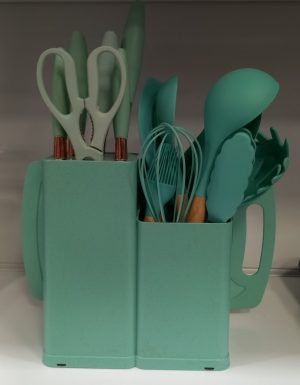 Kuhinjski set+daska za secenje 1/19