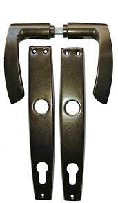 Kvaka i štit braon cilindar