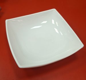 Činija četvrtasta 20cm