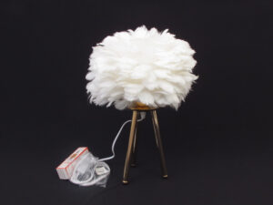 Lampa perje bela
